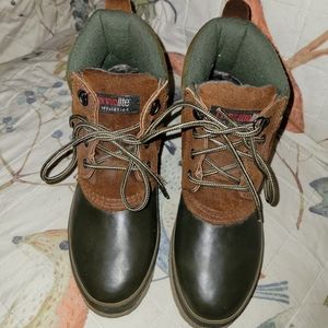 Womens chill mark duck boots 9